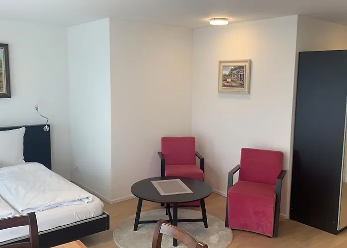 Swiss Star Oerlikon - Self Check-in * Ζυρίχη